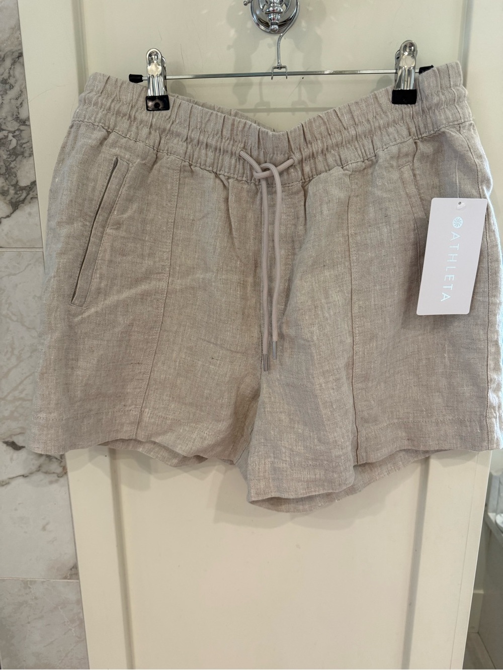 Athleta Linen-Blend Drawstring Athletic Shorts — Light Tan